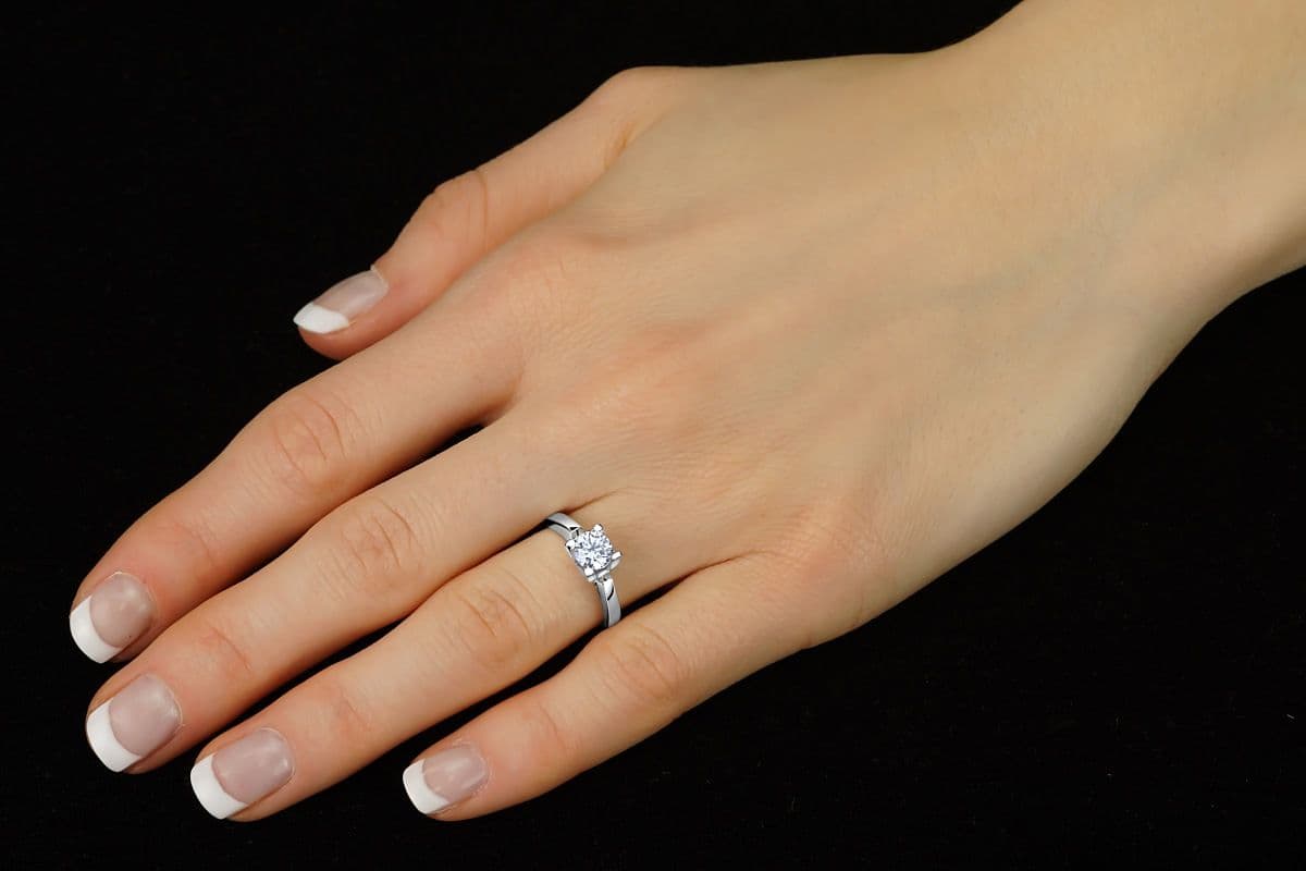 Stříbrný prsten se Swarovski Crystals vel. 62 - náhled 5