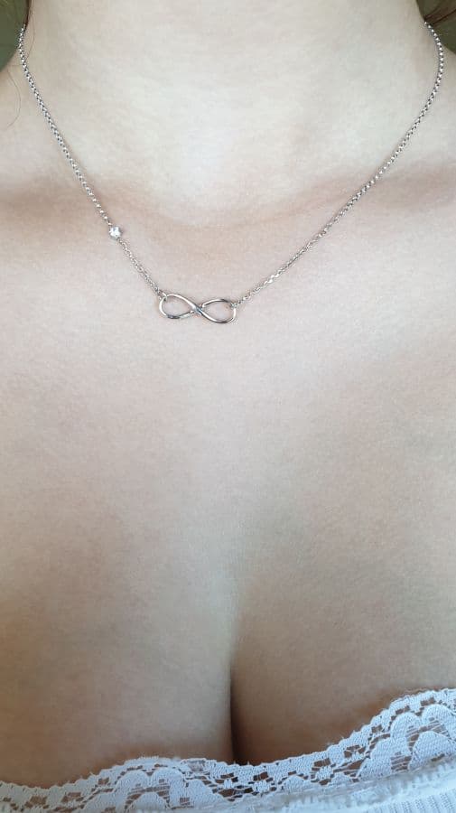 Stříbrný náhrdelník se zirkonem a nekonečnem - náhled 2