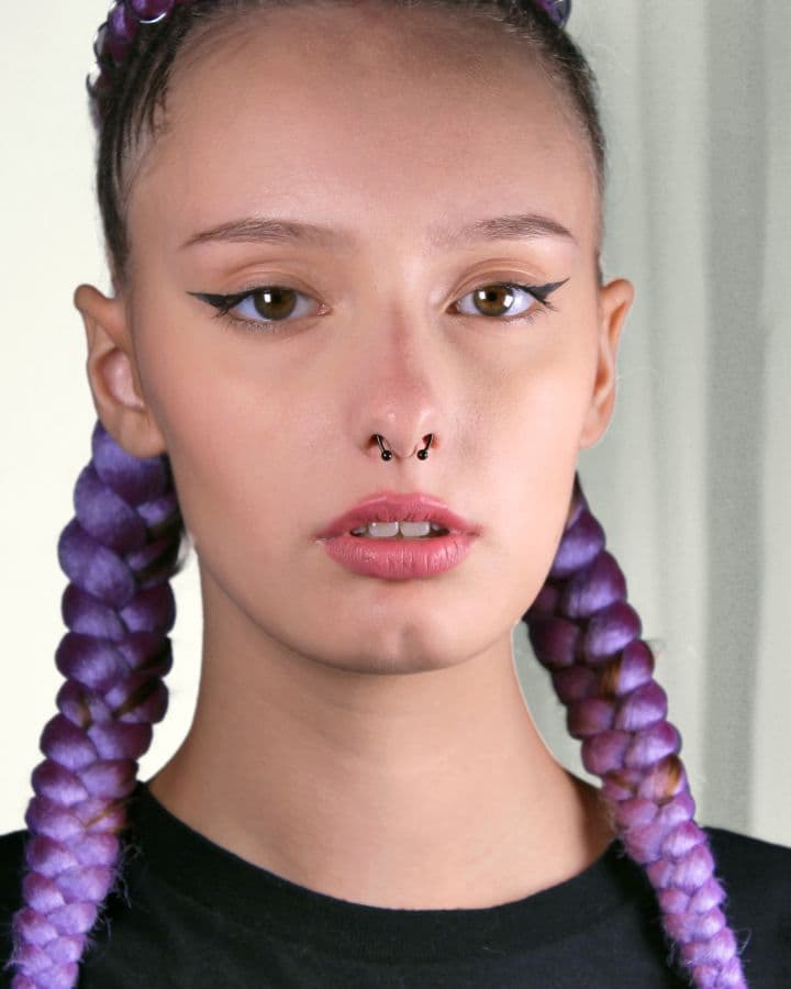 Černý falešný magnetický septum piercing do nosu - NS0048-K - náhled 5