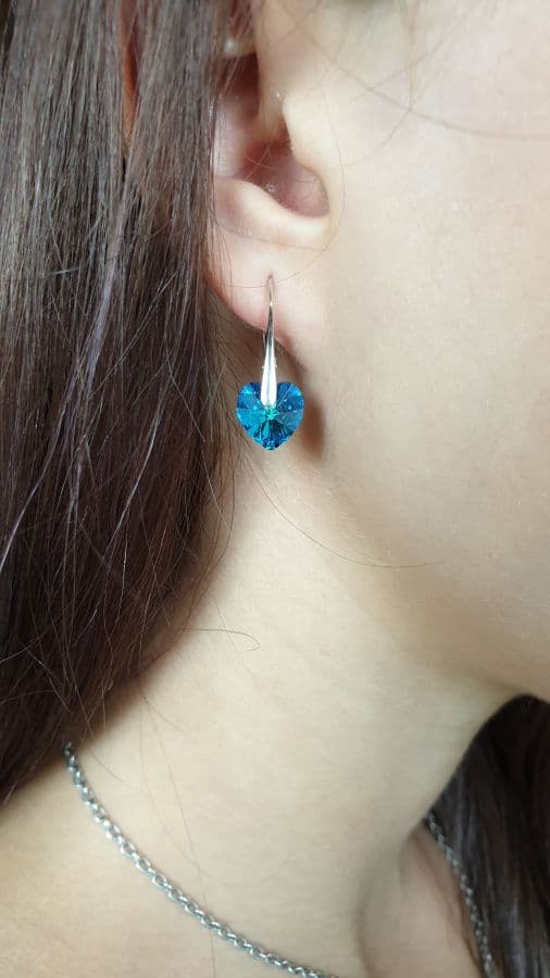 Stříbrné náušnice srdíčka s krystaly Crystals from Swarovski, Montana Blue - náhled 3