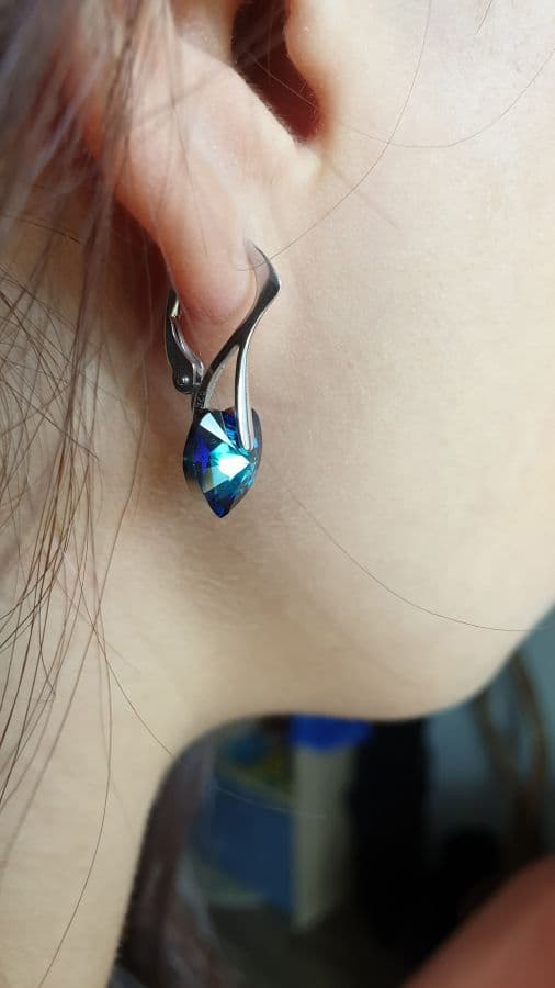 Stříbrné náušnice srdíčka s krystaly Crystals from Swarovski, Montana Blue - náhled 4